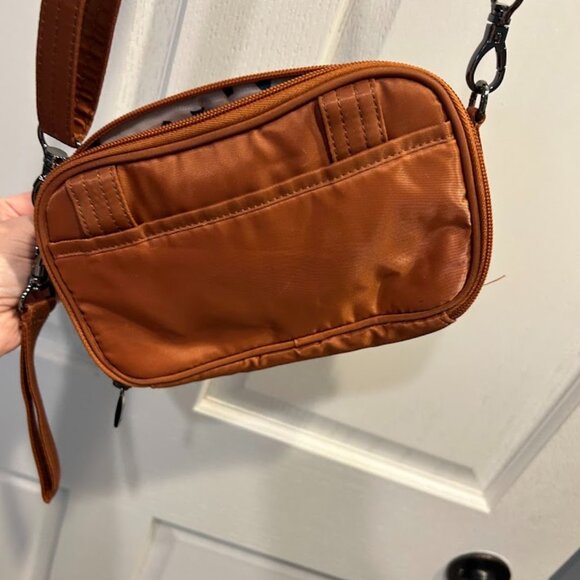 Lug Essentials Mini Crossbody and Belt Bag - Roundabout 2 - Picture 3 of 12